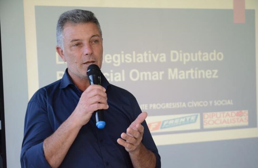 Omar Martínez presentó su balance de sus cuatro años como diputado provincial