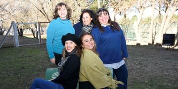 Cinco amigas desde hace mu00e1s de 25 au00f1os\u002E