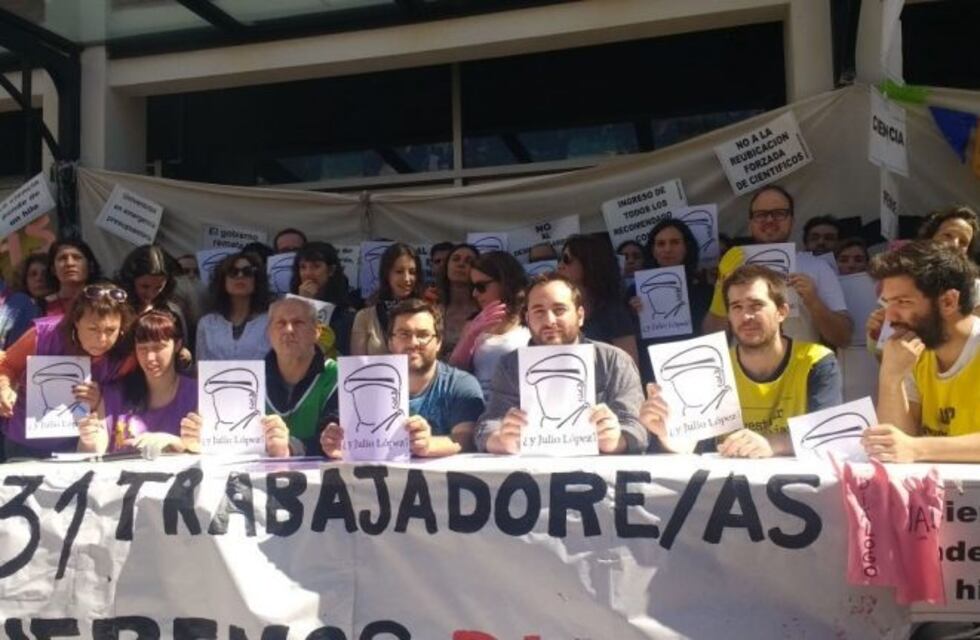 Becarios del Conicet ratificaron la toma del Ministerio de Ciencia y Tecnología