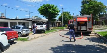 El incendio se desató este sábado por la mañana en el Barrio Venezuela
