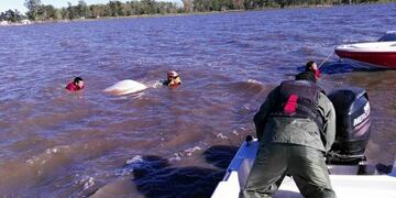 El operativo fue encabezado por buzos tácticos del Ministerio de Seguridad provincial\u002E (Facebook)