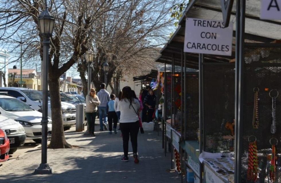 La feria de artesanos de Brochero trabaja con mas de 70 puestos