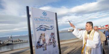 Recordatorio a los 44 tripulantes del ARA San Juan en Ushuaia