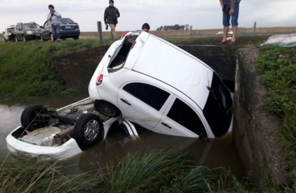 Fueron arrastrados por el temporal hacia un alcantarillado