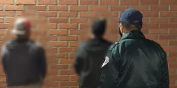 Con estas detenciones, los otros dos apresados recuperaron su libertad\u002E