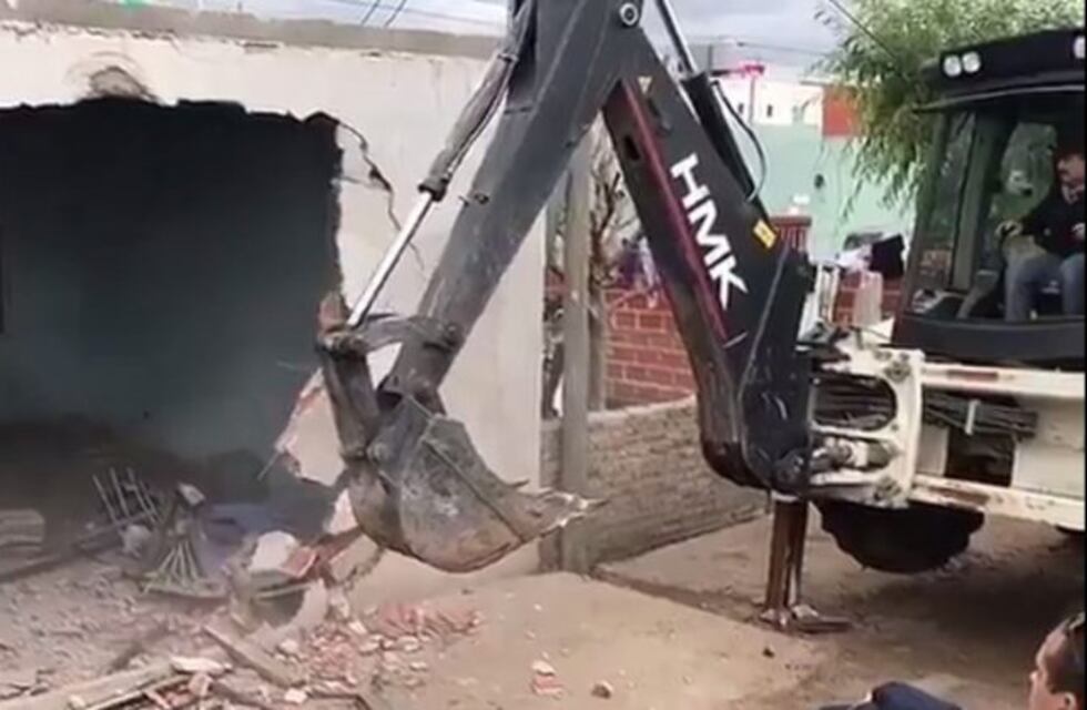 Derriban bunker narco en Morón