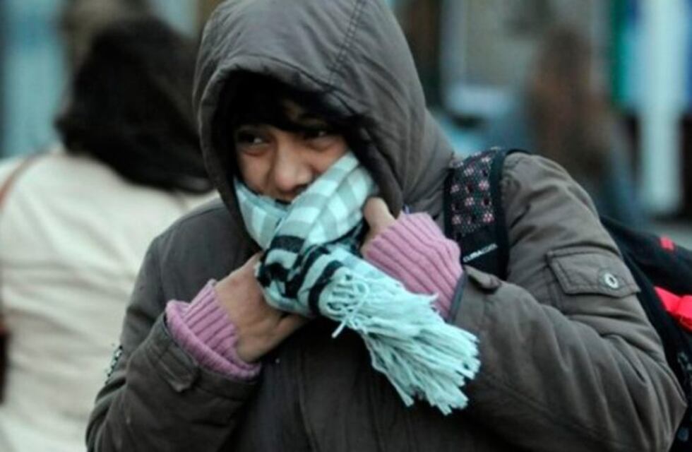 El frío intenso sigue al menos una semana y desde la provincia brindaron consejos para cuidar la salud