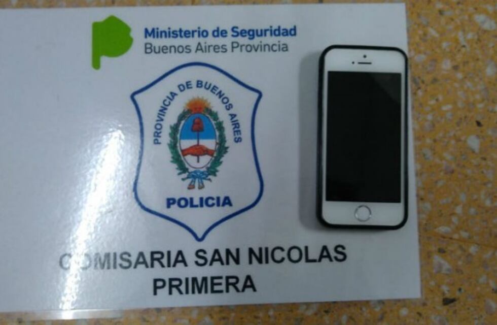 Aprovechó un descuido para llevarse un celular, huyó pero la atraparon