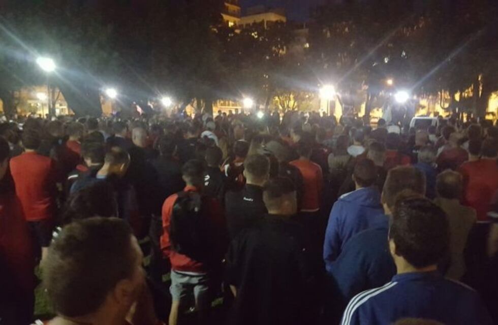 Agrupaciones opositoras de Newell's piden reunir un millón de dólares para salir de la crisis