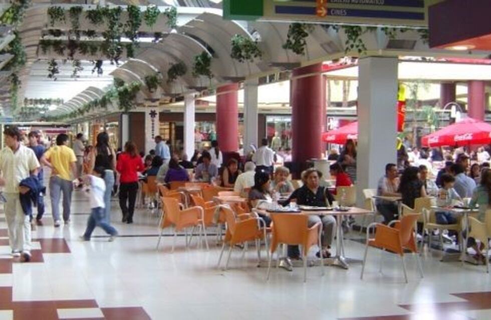 Los patios de comida también buscan aprobación para regresar en Salta