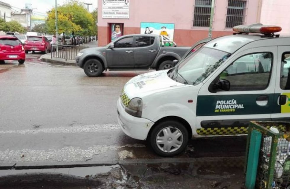 Video: Fotografió a un inspector municipal en infracción y fue agredido