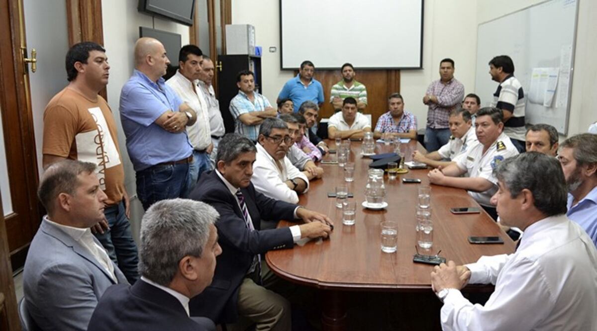 Dirigentes de UTA, autoridades del gobierno y la policía acordaron reforzar la seguridad\u002E