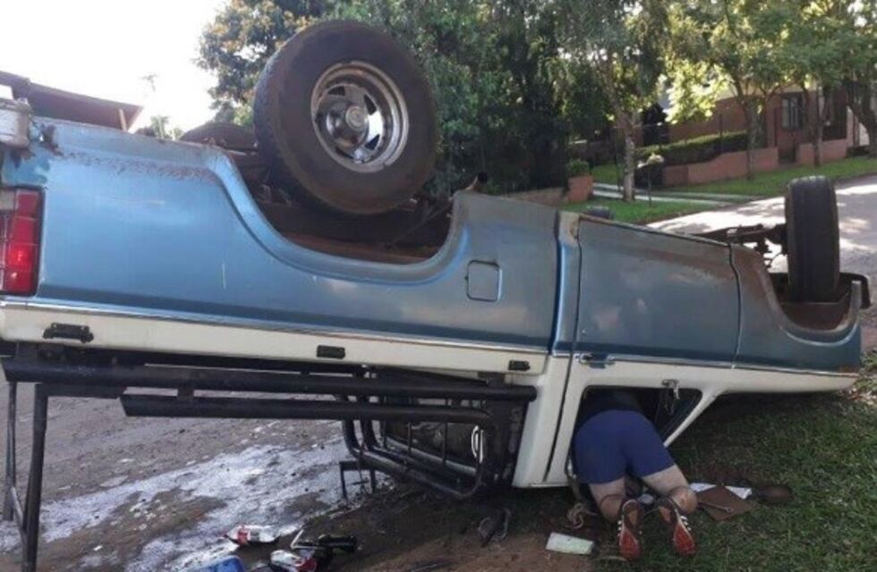 Oberá: varias personas resultaron heridas tras el vuelco de una camioneta