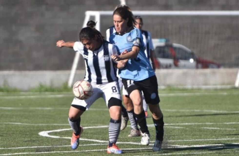 La pasión de los clubes por sus mujeres, en su día