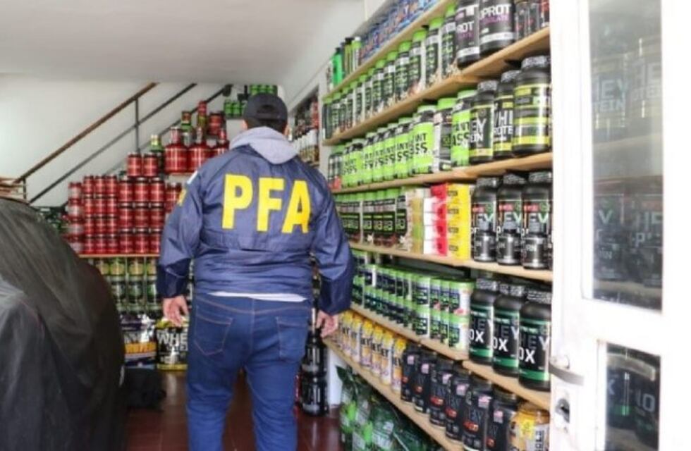 Cayó preso por vender anabólicos en el garaje de su casa