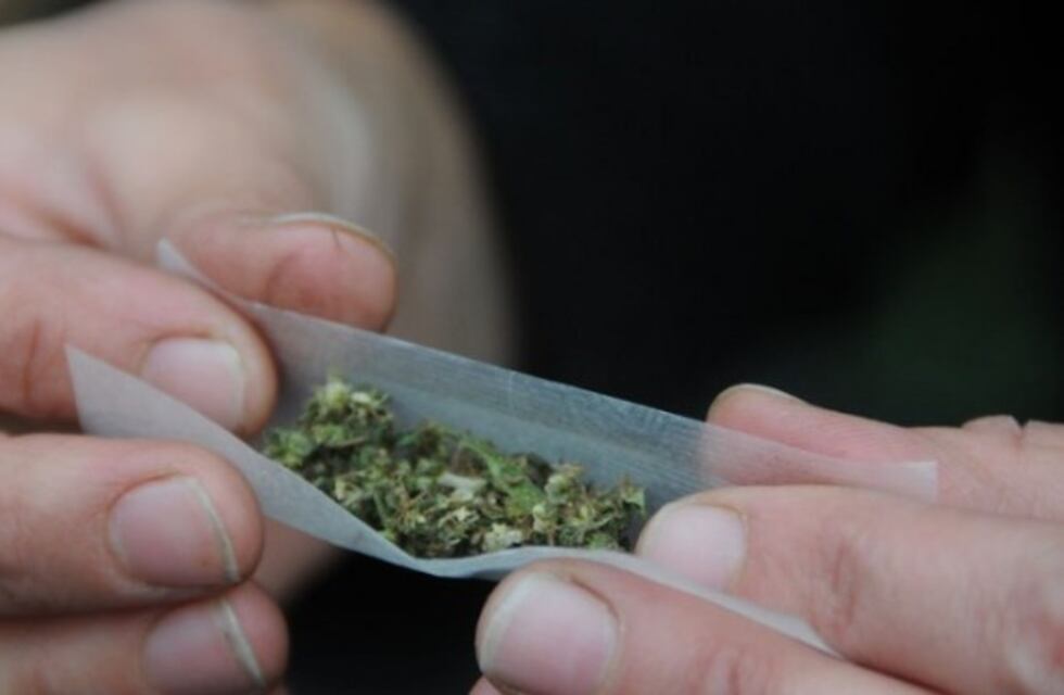 Dan charlas sobre adicciones en escuelas de Las Heras