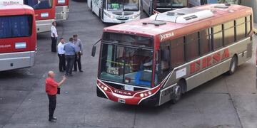 Los colectivos vuelven a funcionar con normalidad este jueves, en sus frecuencias nocturnas\u002E