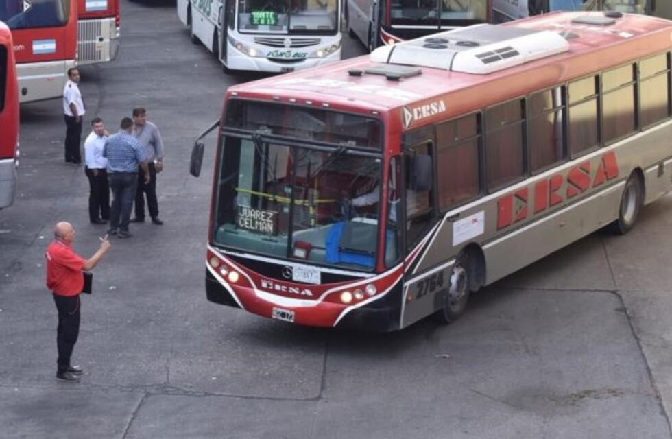 Se levantó el paro nocturno de UTA en el transporte urbano
