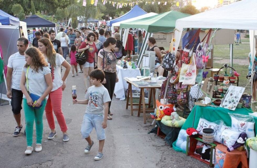 Vuelve la Feria Diseño Libre a la Biblioteca San Martín