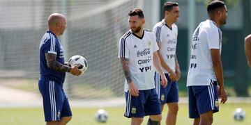 AP Photo/Ricardo Mazalan