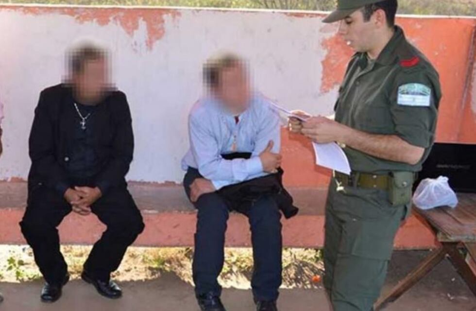 Condenaron a 4 años de prisión a un hombre que se disfrazó de cura para traficar droga