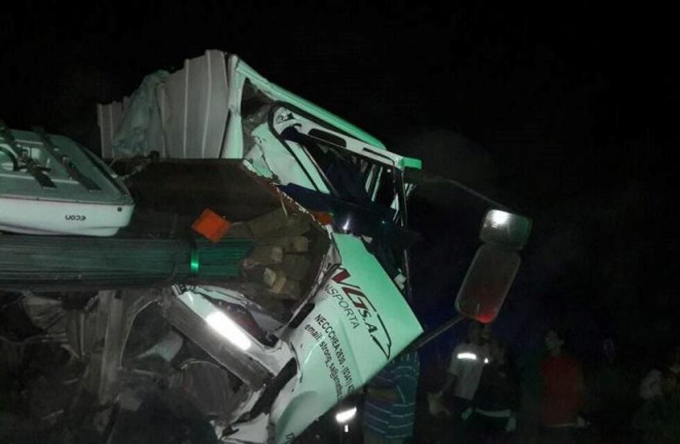 Un camionero de Pérez falleció luego de chocar con otro transporte de carga