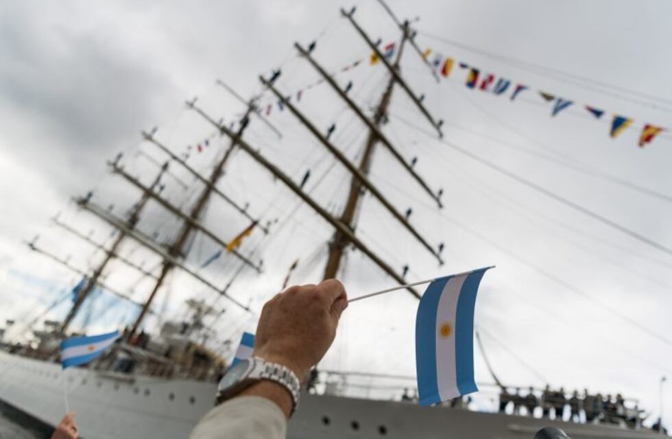 La Fragata Libertad arriba mañana a Buenos Aires