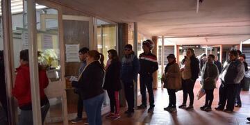 El Hospital Escuela comenzó a entregar turnos online\u002E (Foto: El Litoral)