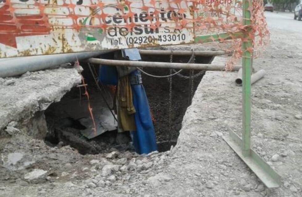 Continúan los problemas en los colectores cloacales de Viedma