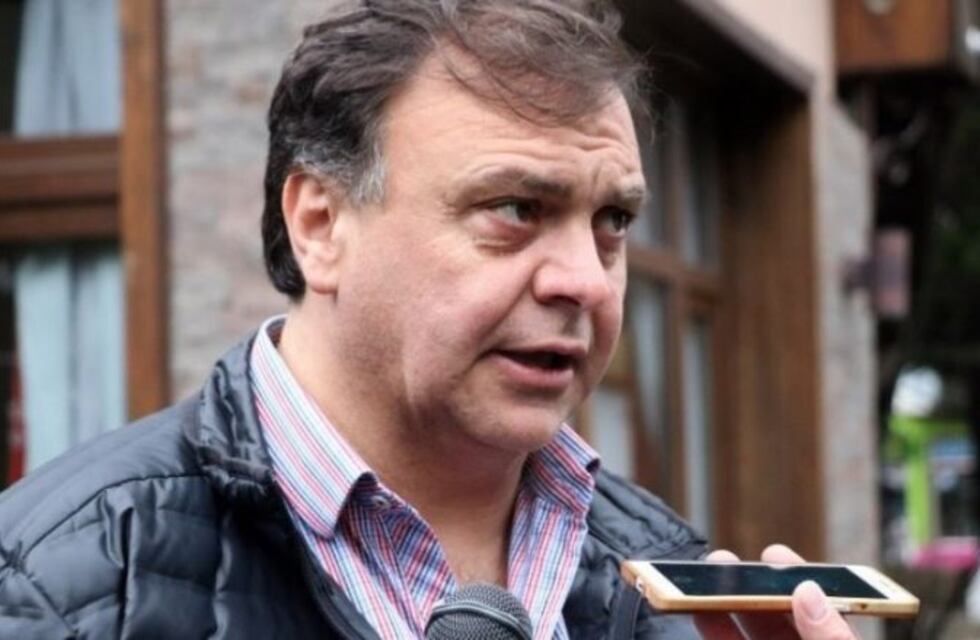 Belloni: Perón nos diría que abramos los aeropuertos y apoyemos el ibuprofeno inhalado