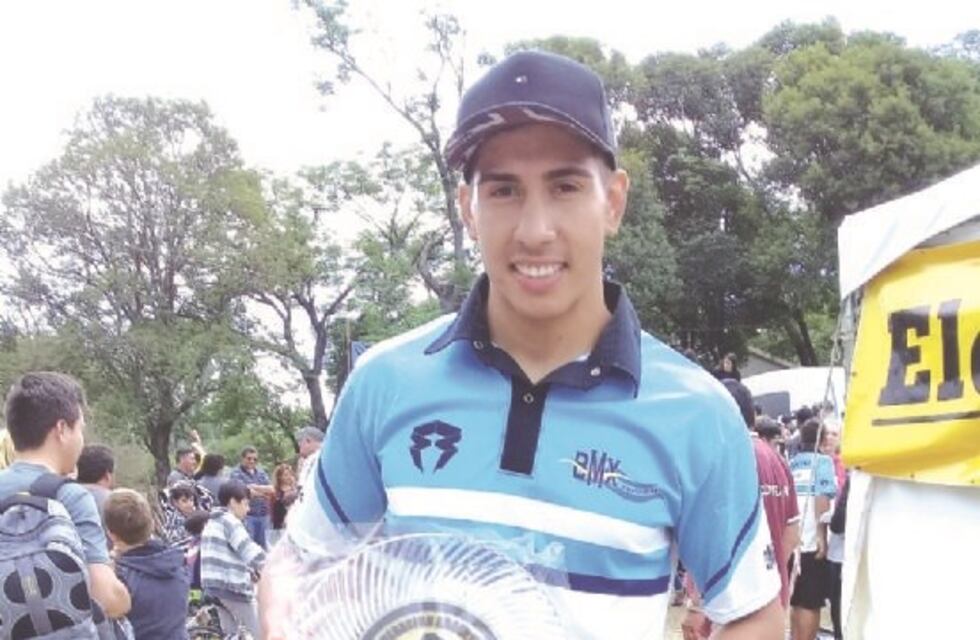 BMX: Fernando Pizarro se consagró en el Open de la República