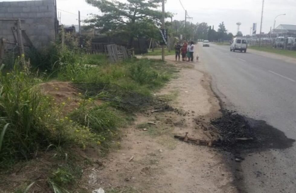 Piden ayuda para hallar al conductor que atropelló y huyó en Los Artesanos