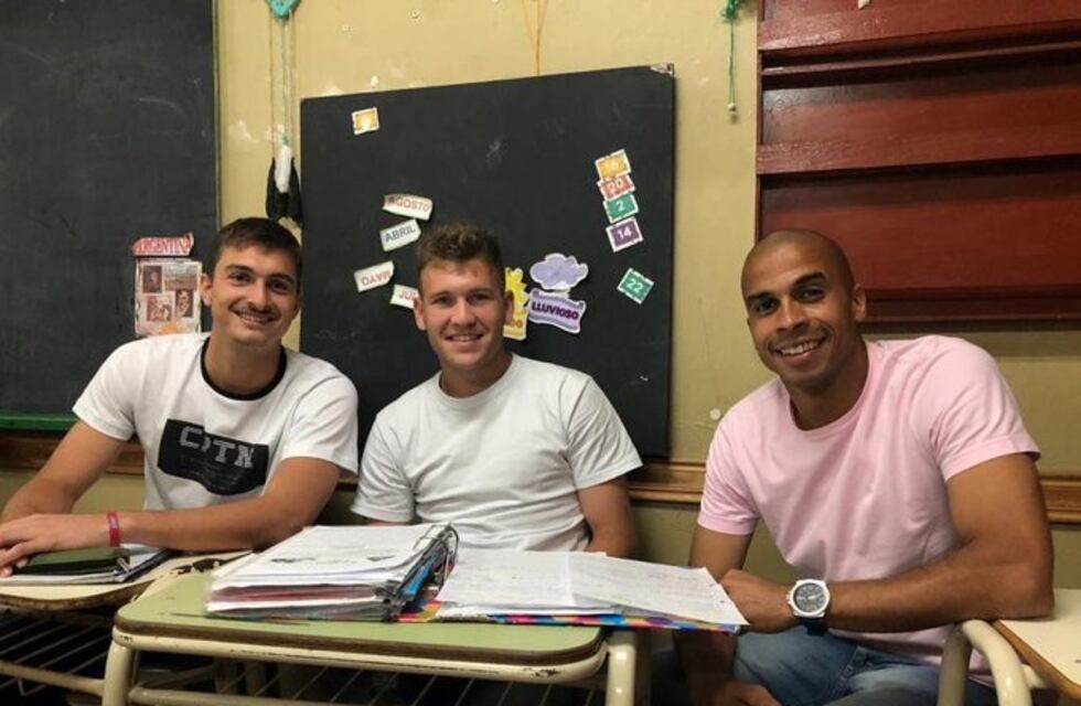 Sergio Rodríguez, el ex Belgrano e Instituto que también terminó el Secundario