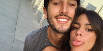 Sebastián Yatra y Tini Stoessel mientras eran pareja.
