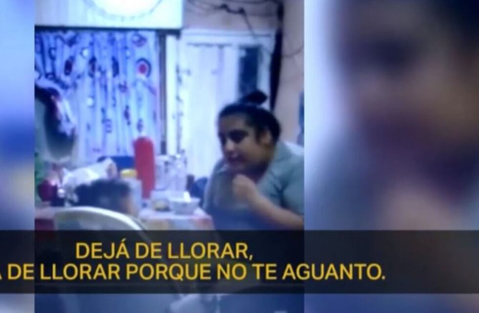 Denunció a su novia tras grabarla maltratando al bebé de ambos