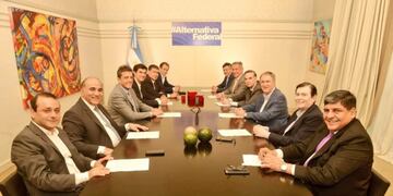 Encuentro de Alternativa Federal