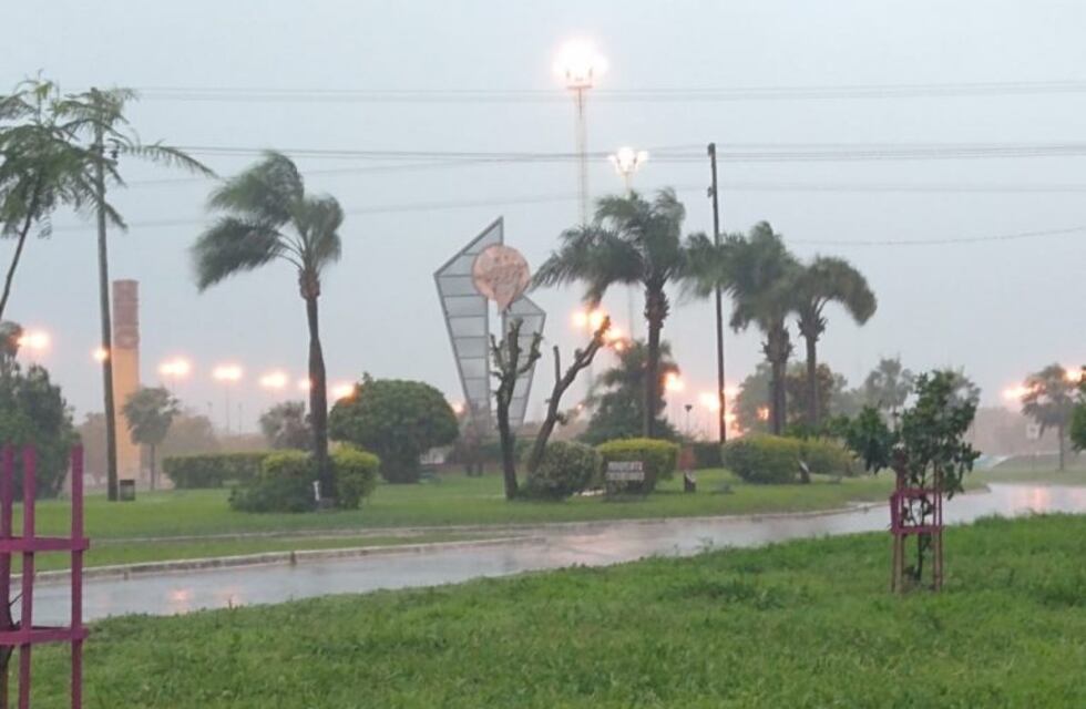 La tormenta oscureció la tarde en la ciudad de Formosa