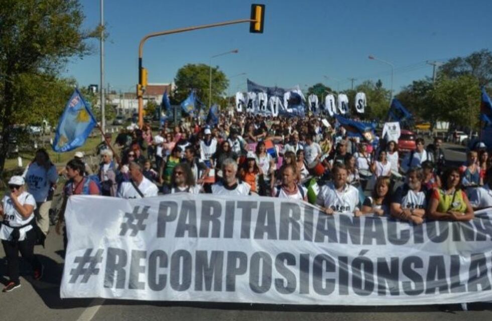 Estatales y docentes realizarán un paro y movilización el lunes en Neuquén