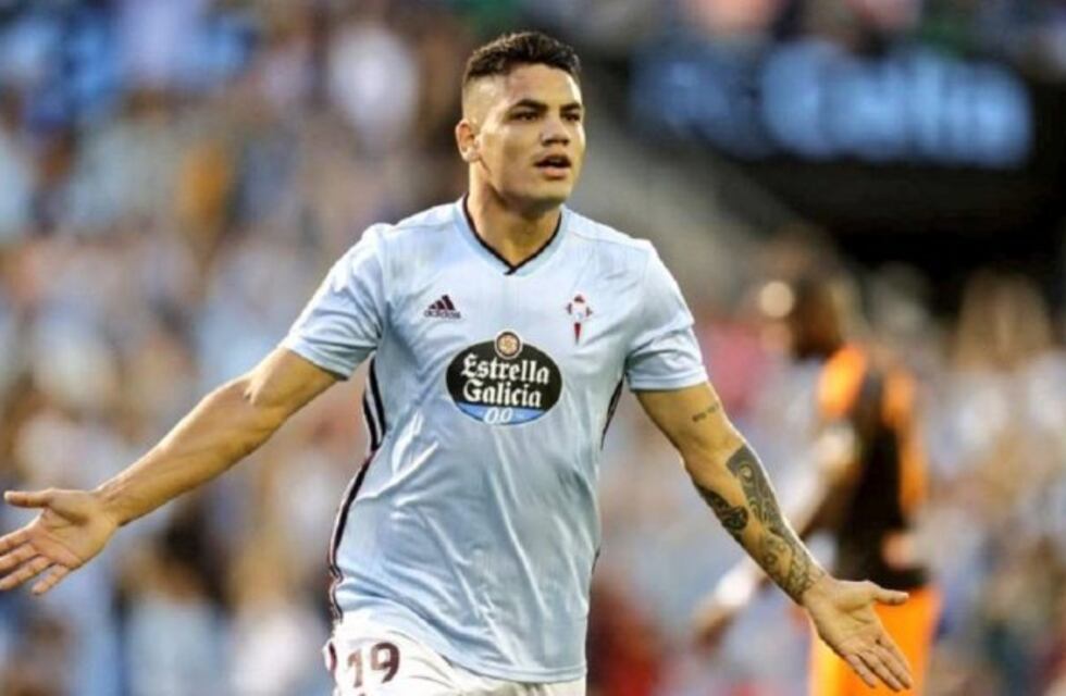 Palacios se acerca a Newell's que además busca a un atacante uruguayo