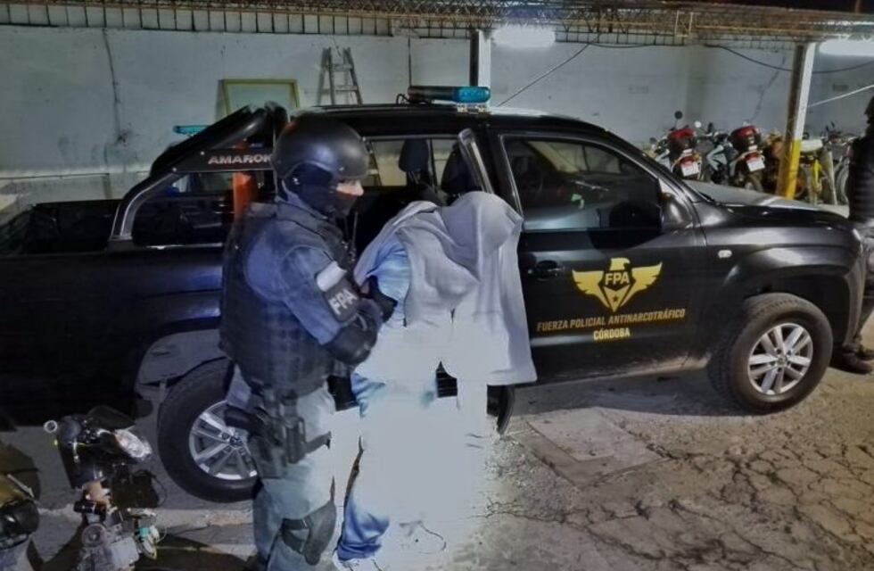 Detienen a ex boxeador por venta de drogas en Marcos Juárez