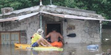 El desborde del arroyo Pergamino provocu00f3 la evacuaciu00f3n de mu00e1s de 500 personas. Es la inundaciu00f3n mu00e1s grande desde 1995. (26.12.2016) NESTOR GARCIA pergamino inundaciones en pergamino tras intensas lluvias clima lluvias inundaciones