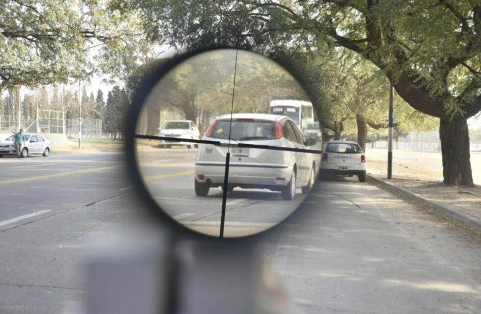 Cuántas multas aplicó la Muni en el primer mes de control de velocidad en las calles