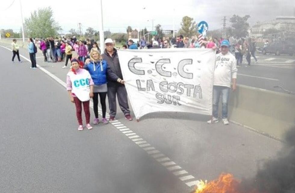 Tras una mañana con accesos cerrados, se levantaron todos los piquetes