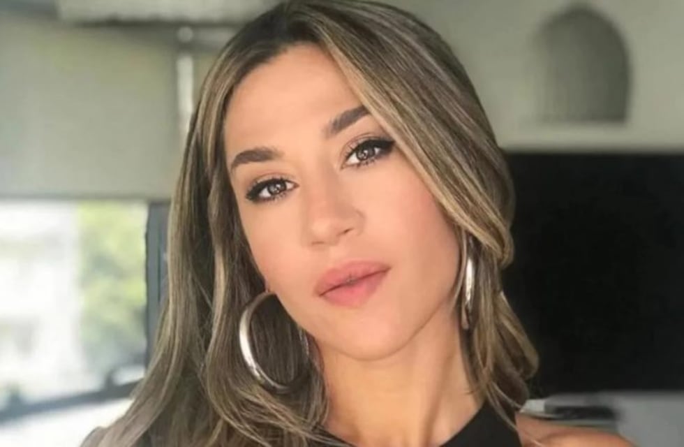Jimena Barón le regaló una foto y  un baile hot a sus seguidores: "Pa la ducha"