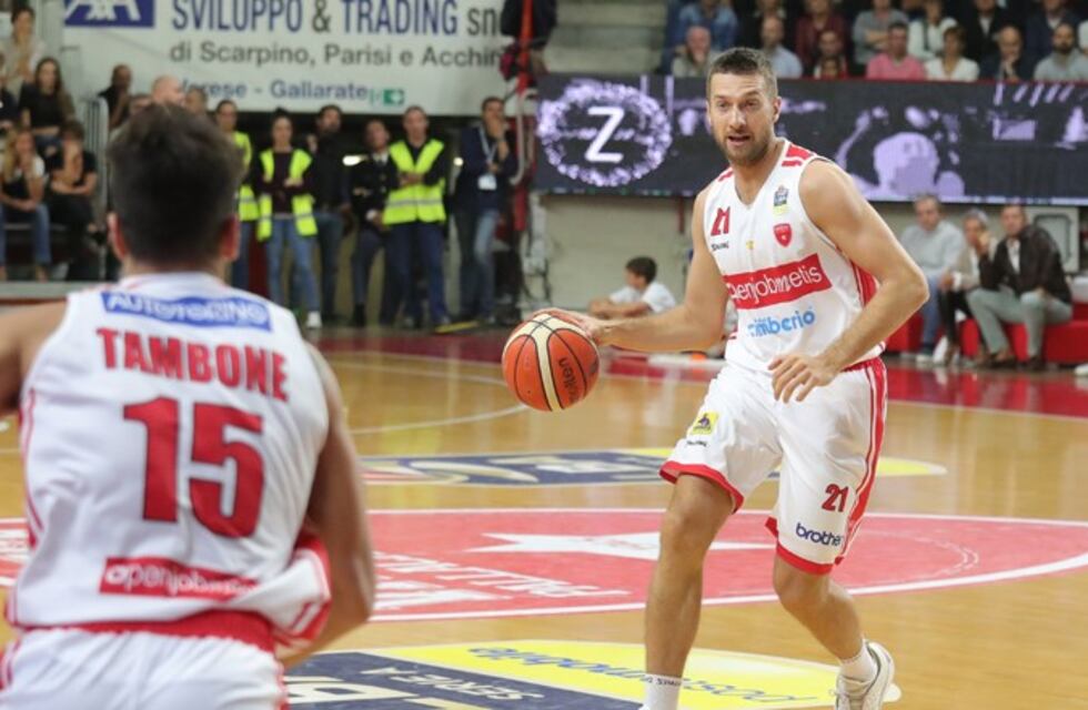 Pablo Bertone debutó en la Liga A de Italia 2018 con un triunfo