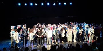 Teatro en la EATA, Tres Arroyos (prensa)