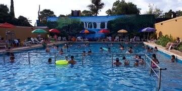 Un día para estar a la sombra y dentro de la pileta, en Misiones\u002E (UDPM complejo)