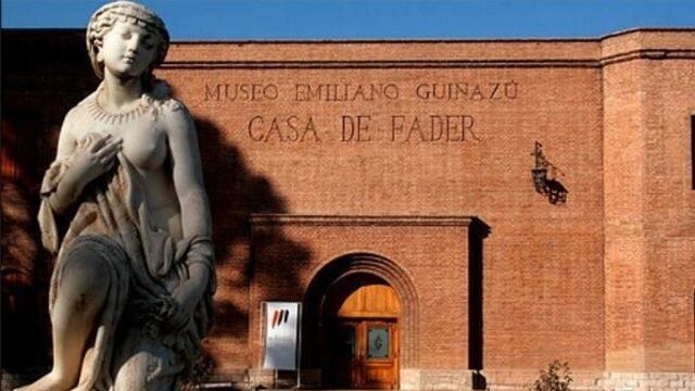 Fachada del Museo Fader\u002E