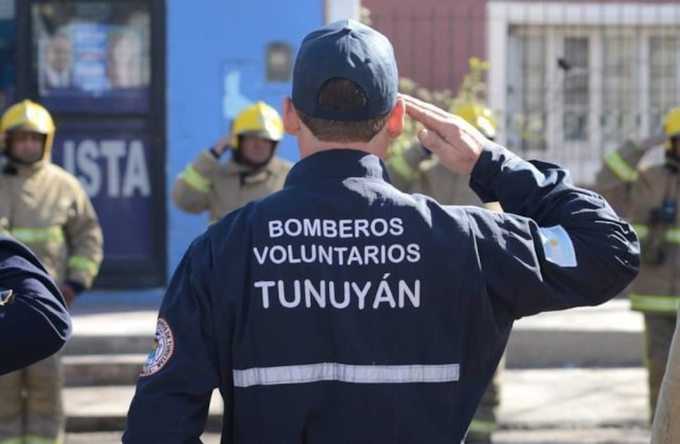 Hicieron una rifa para mantener el cuartel de bomberos de Tunuyán