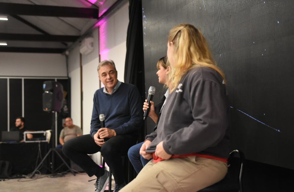 Luis Castellano presentó ocho nuevos cursos de formación laboral